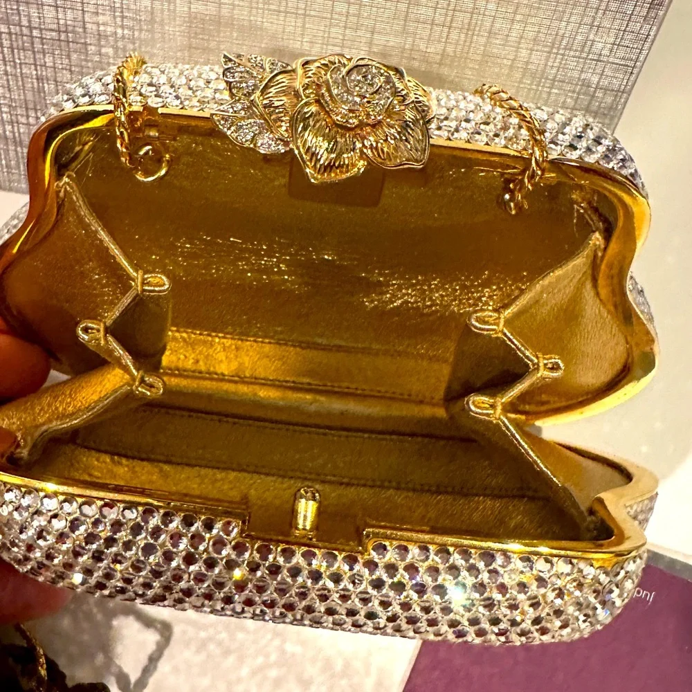 Stunning vintage Judith Leiber swarovski crystal clutch handbag flower f… - Picture 9 of 11